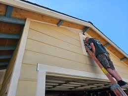 Siding Removal and Disposal in El Cajon, CA